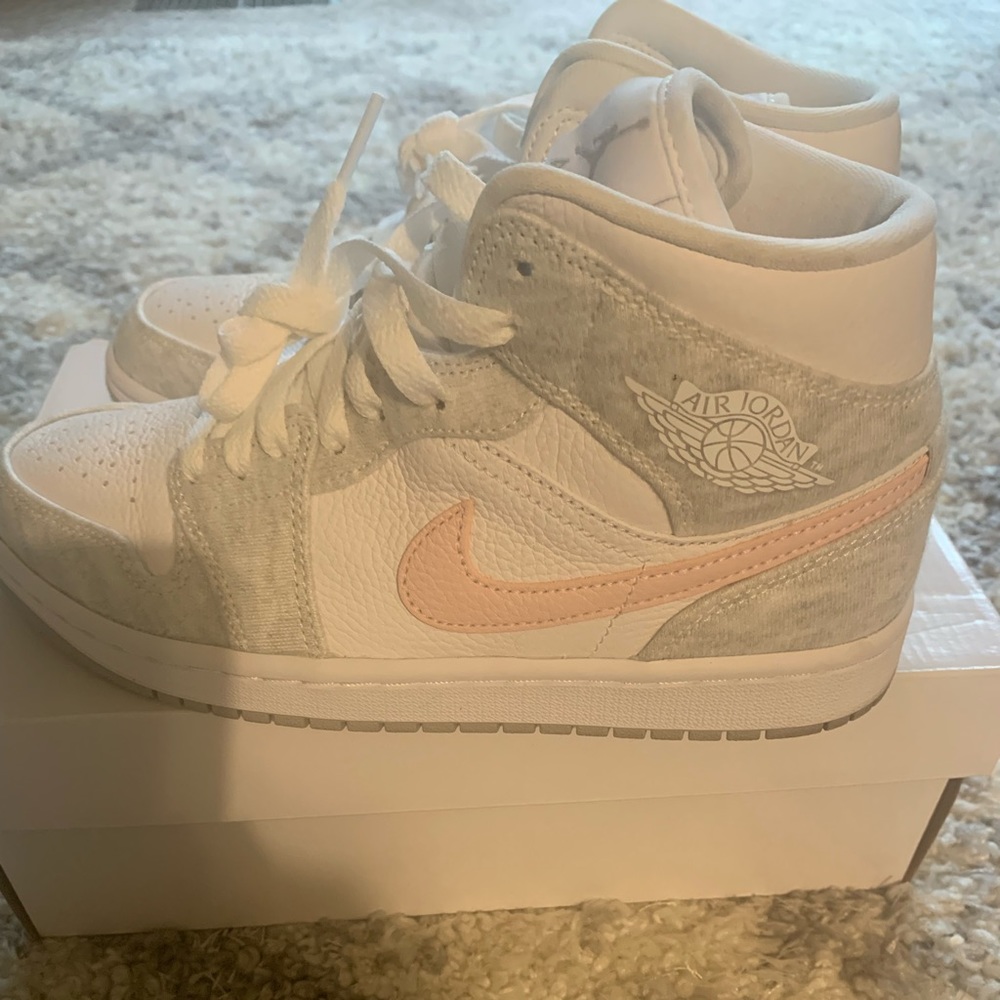 Woman’s Nike Air Jordan  1 Mid SE Light Iron Ore - Size 7 - Never Worn!!